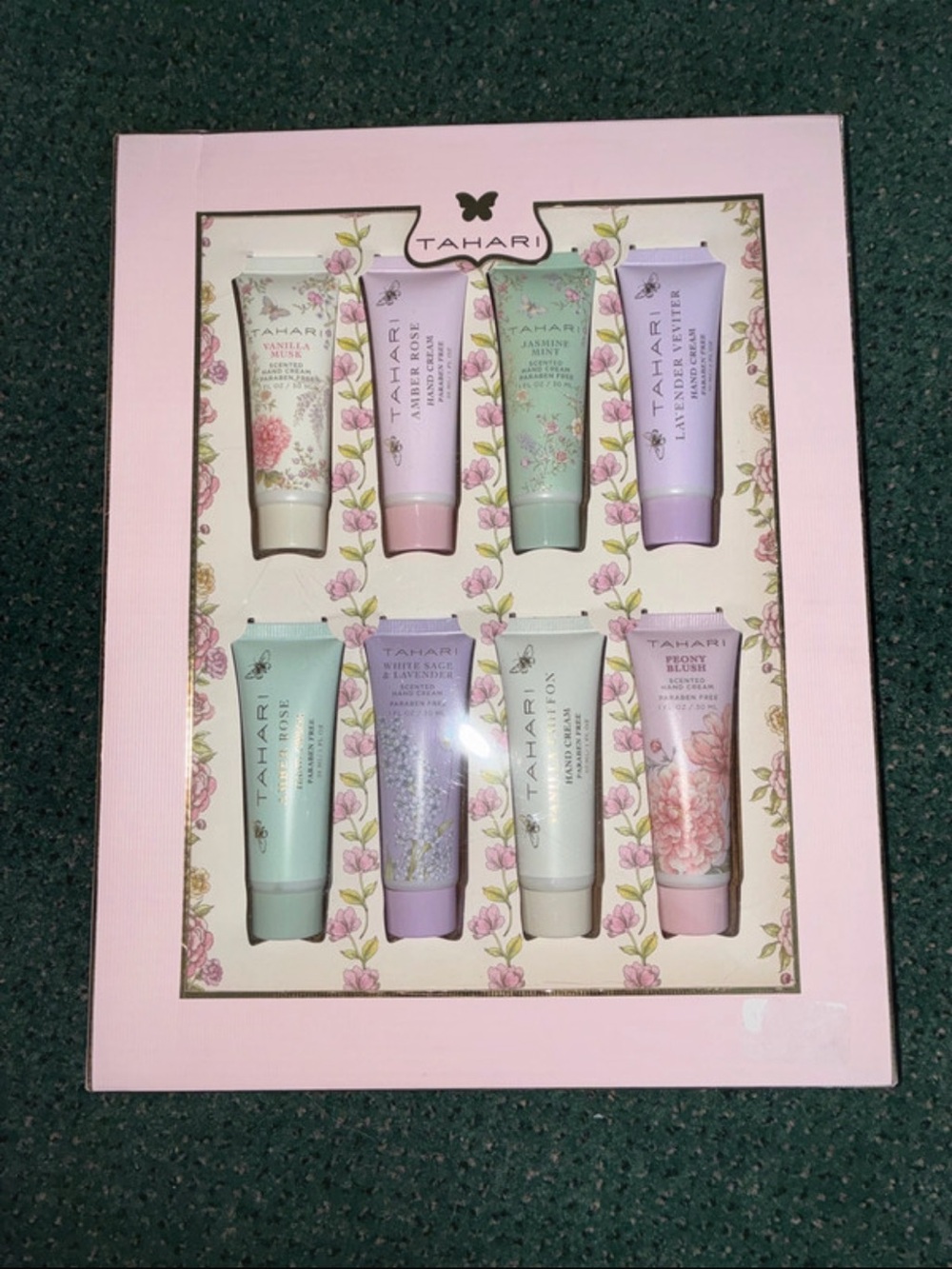 Tahari Luxury Hand Cream Collection Gift Set 8 pc